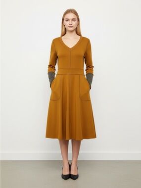 Archive Long Sleeve V-neck Career Knit Dress Women’s SZ 8 in Golden Mustard